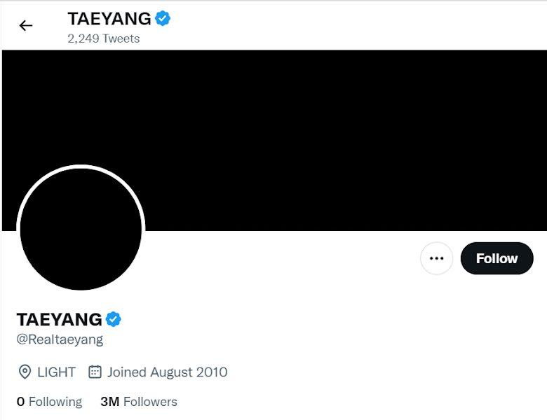 Tài khoản Twitter của Taeyang được "phủ đen" vào cuối tháng 10. Tài khoản Twitter của Taeyang được "phủ đen" vào cuối tháng 10.