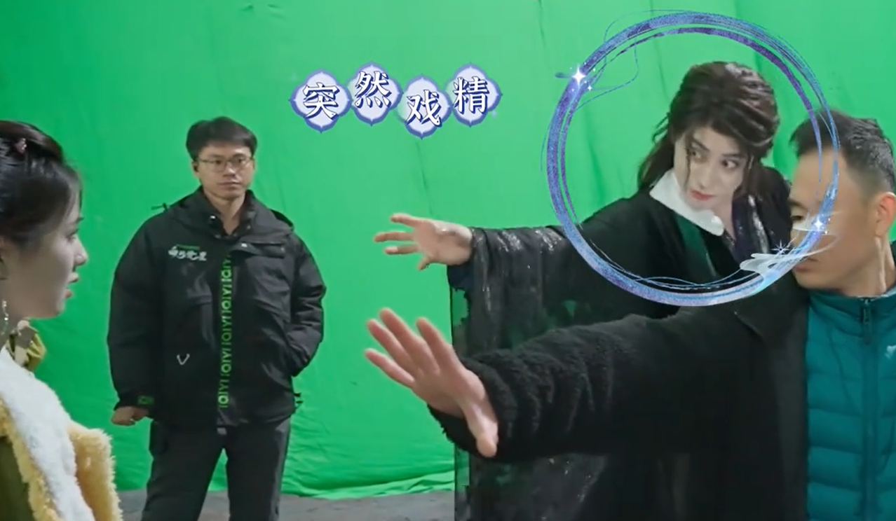 Diễn tập nên Ngao Thụy Bằng "cà giỡn", làm lố hết cỡ. Diễn tập nên Ngao Thụy Bằng "cà giỡn", làm lố hết cỡ.