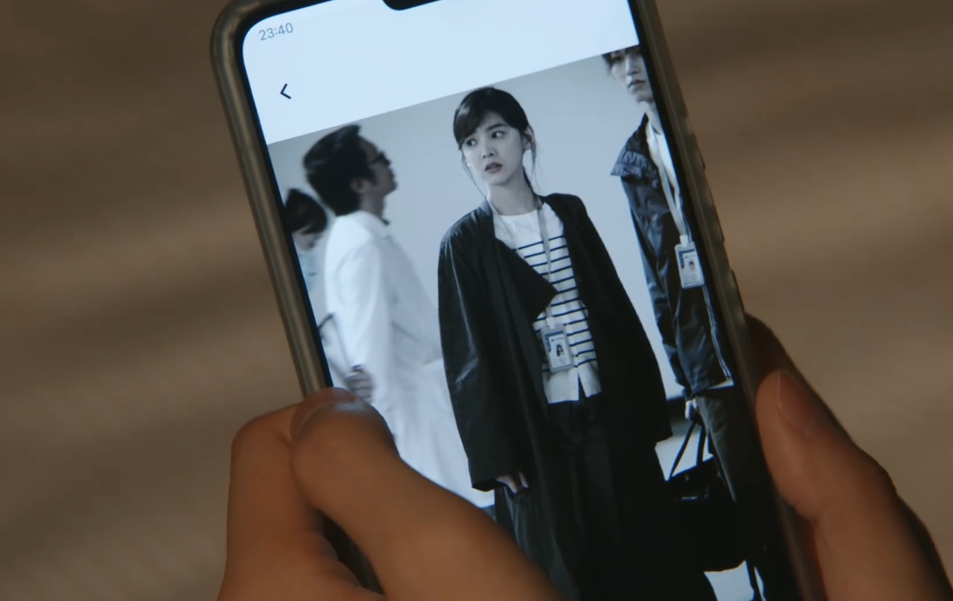 Xa Hưng Đức chính là người đã gọi tên Ôn Dĩ Phàm ở bệnh viện tại Bắc Du. Xa Hưng Đức chính là người đã gọi tên Ôn Dĩ Phàm ở bệnh viện tại Bắc Du.