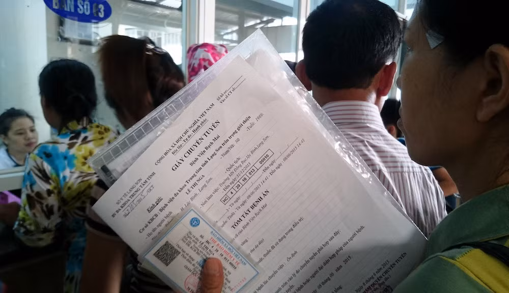 Người tham gia BHYT cần nắm rõ quy định về chuyển tuyến KCB để đảm bảo quyền lợi được BHYT thanh toán chi phí.
