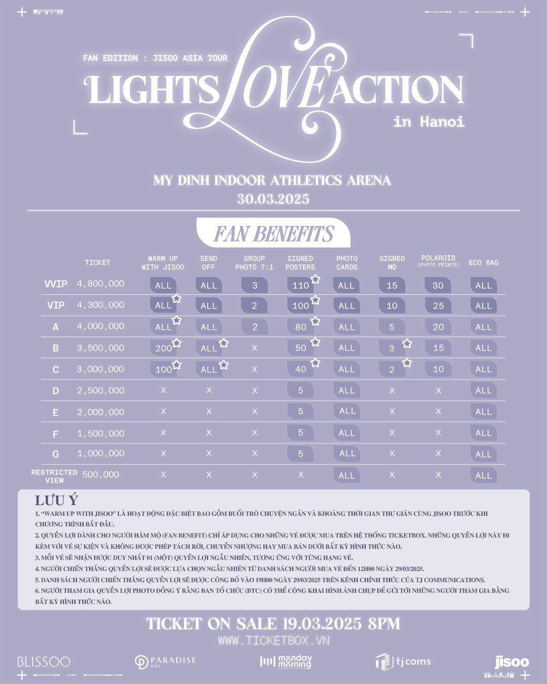 Hãy nhớ kiểm tra nhận đủ quà tặng kèm hạng vé của mình trước khi rời quầy đổi nhé.