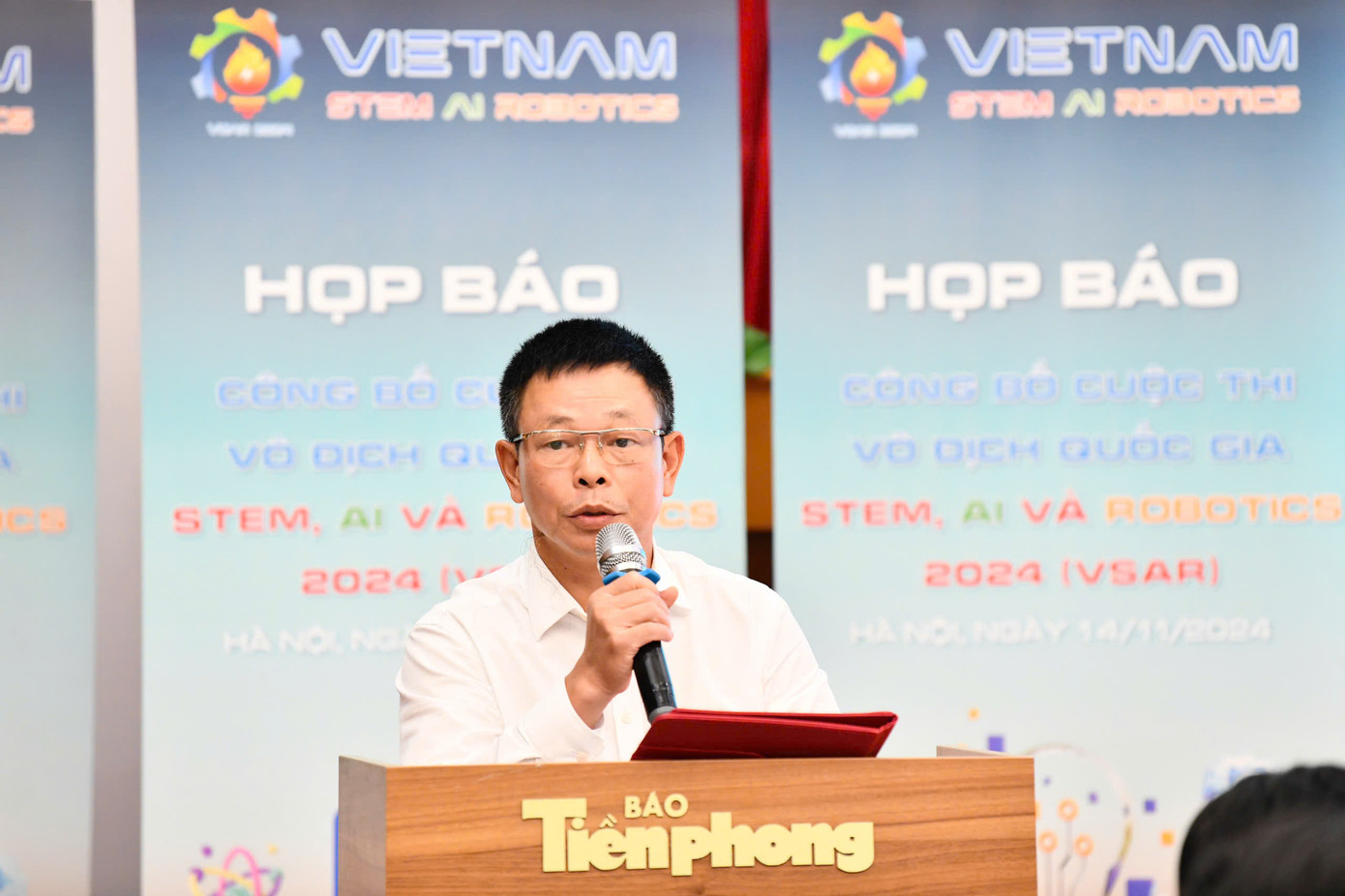 Nhà báo Phùng Công Sưởng - Tổng Biên tập Báo Tiền Phong, Trưởng BTC cuộc thi Nhà báo Phùng Công Sưởng - Tổng Biên tập Báo Tiền Phong, Trưởng BTC cuộc thi