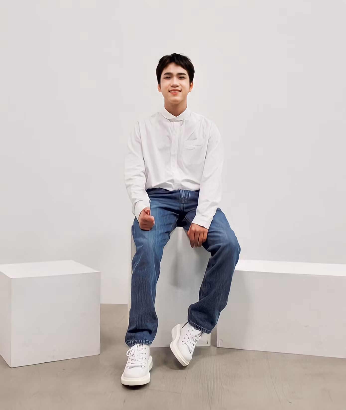 Nam Sơn là "gà chiến" tới từ Big Arts Entertaiment - công ty chủ quản của Tăng Duy Tân.