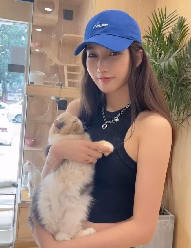 Đô Mỹ Trúc - bạn gái cũ của Ngô Diệc Phàm đang sở hữu bằng chứng được cho là có thể khiến nam lưu lượng lĩnh án 10 năm tù.