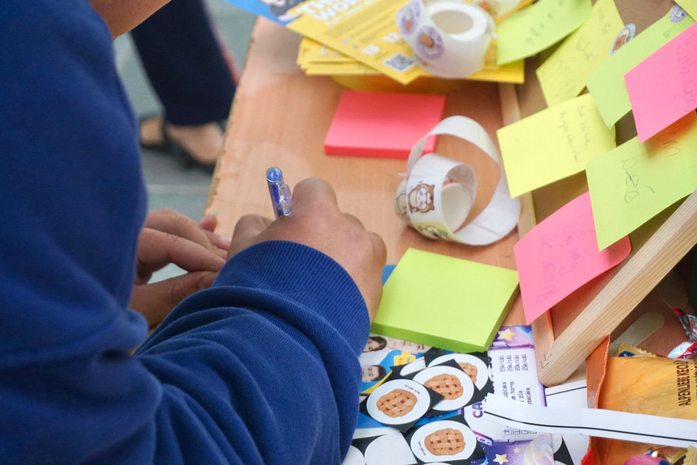 Nhiều thực khách đã để lại những lời nhắn gửi yêu thương cho "chủ shop". Nhiều thực khách đã để lại những lời nhắn gửi yêu thương cho "chủ shop".