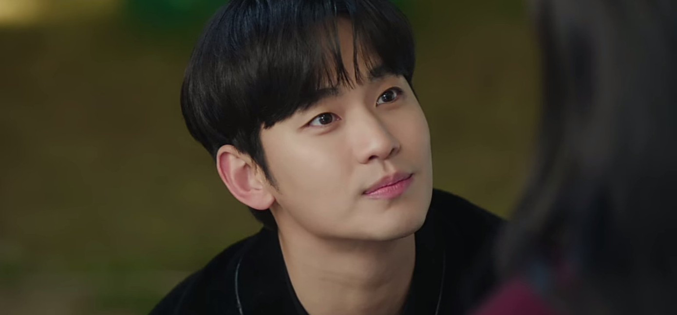 Được Hae In "nhập lệnh" nhìn trìu mến để gỡ gạc cho những bình luận "lụy chồng cũ" nên công khai bệnh tình cứu anh, Baek Hyun Woo cũng trao cô ánh mắt chứa đầy ngọt ngào, đến người xem cũng rung động. Được Hae In "nhập lệnh" nhìn trìu mến để gỡ gạc cho những bình luận "lụy chồng cũ" nên công khai bệnh tình cứu anh, Baek Hyun Woo cũng trao cô ánh mắt chứa đầy ngọt ngào, đến người xem cũng rung động.