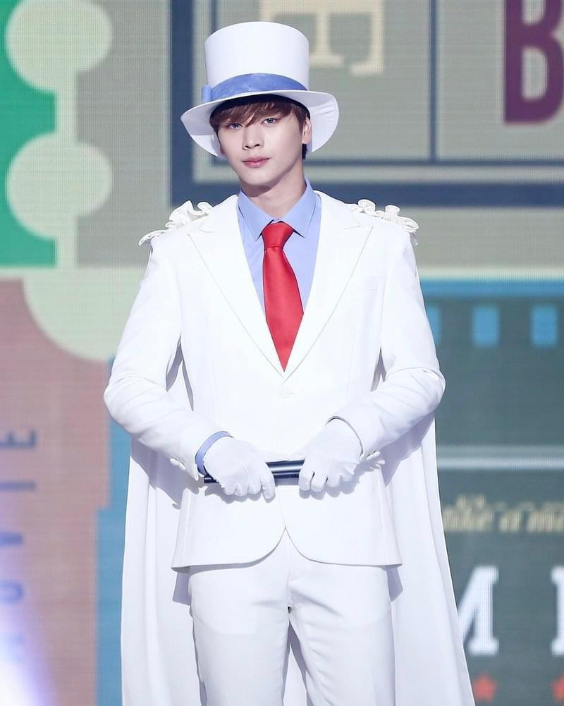 Sungjae cũng là một "siêu trộm", nhưng không đánh cắp đá quý như Kaito Kid mà là "đánh cắp" trái tim thiếu nữ! Sungjae cũng là một "siêu trộm", nhưng không đánh cắp đá quý như Kaito Kid mà là "đánh cắp" trái tim thiếu nữ!