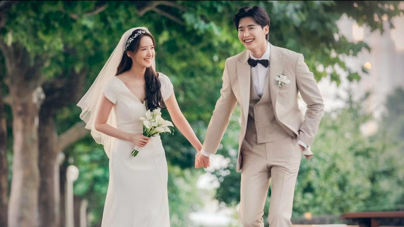 Bức ảnh chất lượng cao thứ hai là cảnh vợ chồng HoHo tay nắm tay hạnh phúc, xuất hiện ở cuối tập 16 để gửi lời tạm biệt khán giả.