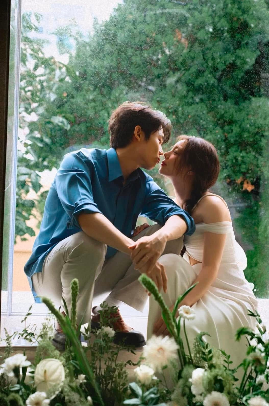 Truyền thông Hàn tiết lộ hôn lễ của Choi Si Hun và Ailee sẽ diễn ra vào ngày 20/4. Truyền thông Hàn tiết lộ hôn lễ của Choi Si Hun và Ailee sẽ diễn ra vào ngày 20/4.