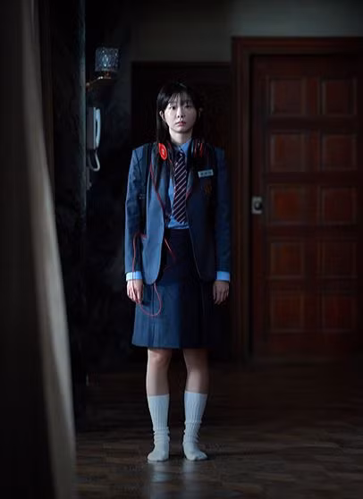 Đồng phục của Yoon I Na.