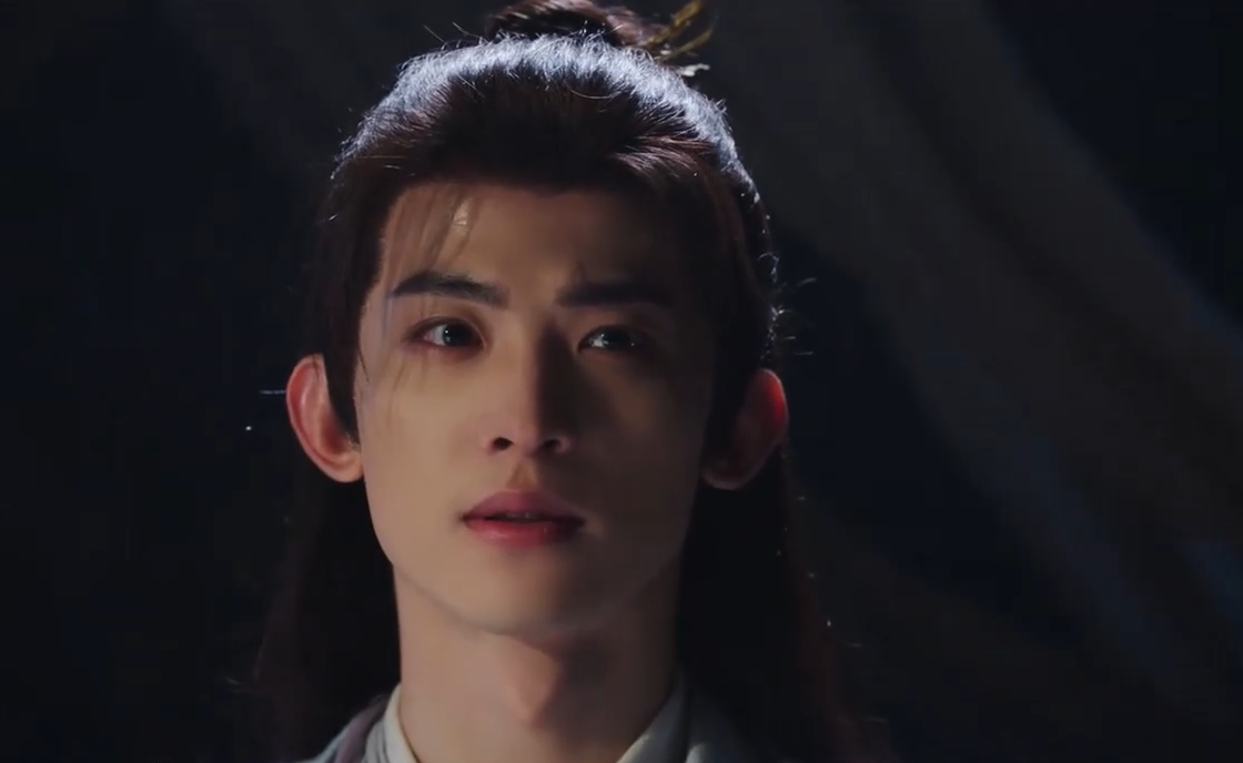 Trùng Chiêu nhận ra nhiều điểm đáng ngờ trong sự ra đi của cha mẹ, có thể không liên quan tới Yêu tộc. Trùng Chiêu nhận ra nhiều điểm đáng ngờ trong sự ra đi của cha mẹ, có thể không liên quan tới Yêu tộc.