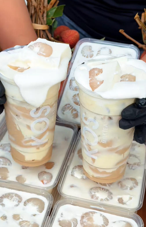 Hòa theo cơn sốt, trà sữa khúc bạch vải ra đời.