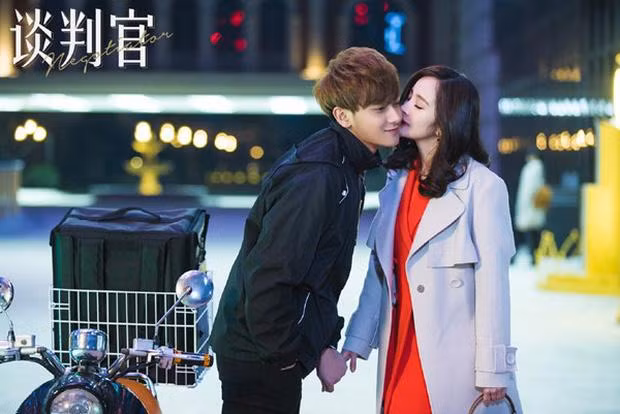Tao gây chú ý khi đóng cặp cùng Dương Mịch trong bộ phim Người Đàm Phán. Nhưng các dự án phim sau này của anh cũng không mấy thành công.