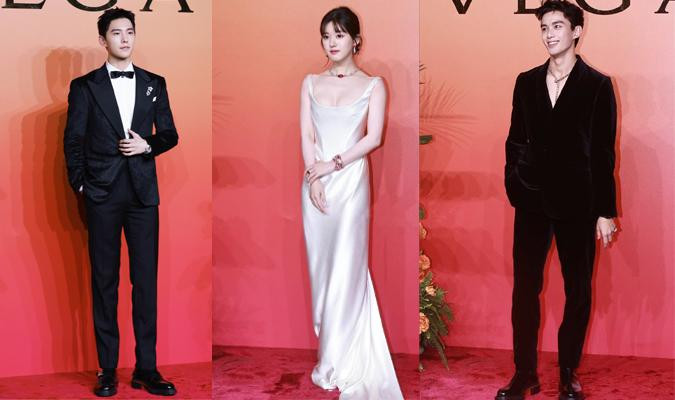 Vừa xuất hiện, Dương Dương, Triệu Lộ Tư và Ngô Lỗi lần lượt có tên trên bảng Hot Search. Vừa xuất hiện, Dương Dương, Triệu Lộ Tư và Ngô Lỗi lần lượt có tên trên bảng Hot Search.