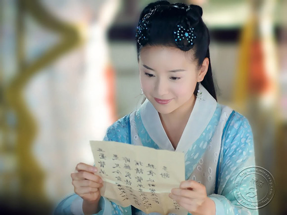 Đổng Khiết là một trong những &quot;bạch nguyệt quang&quot; huyền thoại của C-Biz vì diễn xuất tự nhiên cùng nhan sắc trong veo, dịu ngọt.