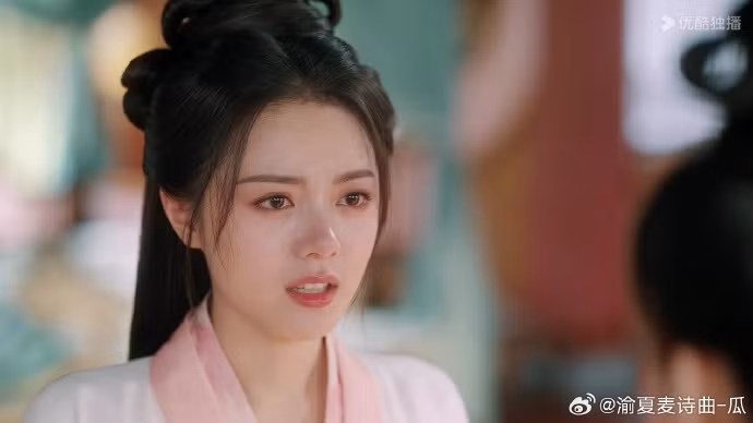 Độ Hoa Niên là dự án cổ trang đầu tiên mà Triệu Kim Mạch đóng chính.