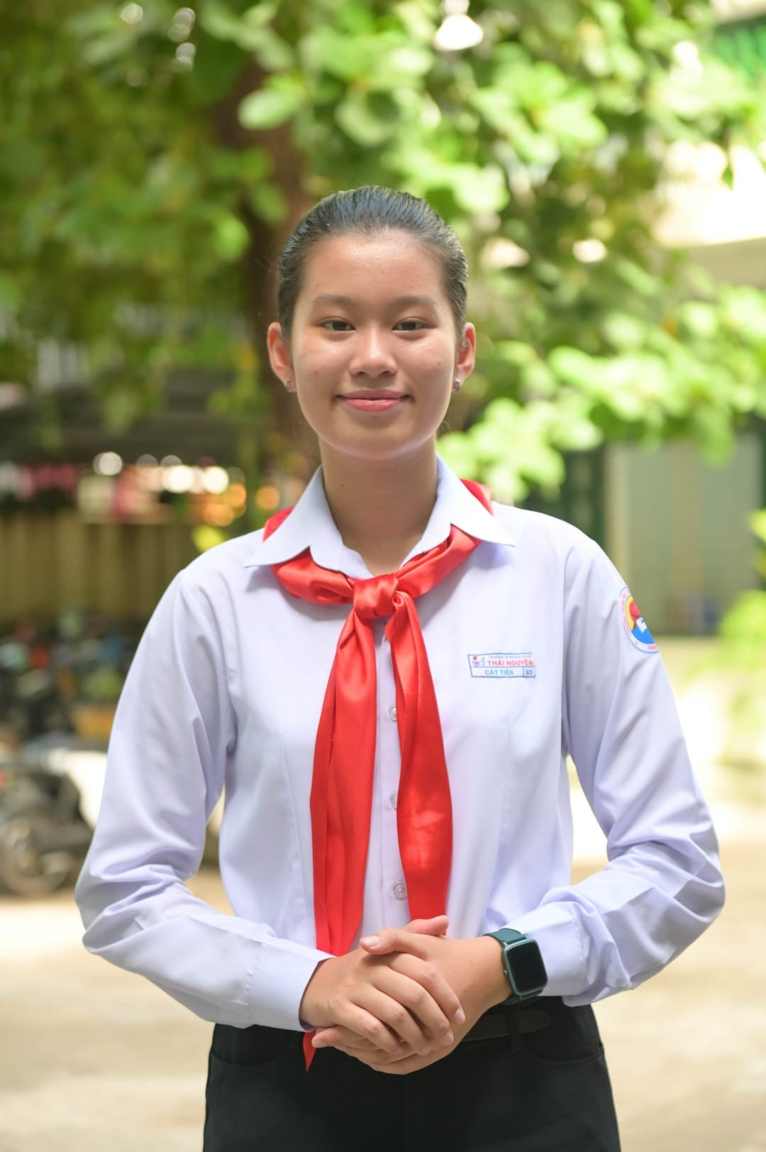 Cát Tiên gây sốt với thành tích học tập và hoạt động Đội đều xuất sắc. Cát Tiên gây sốt với thành tích học tập và hoạt động Đội đều xuất sắc.