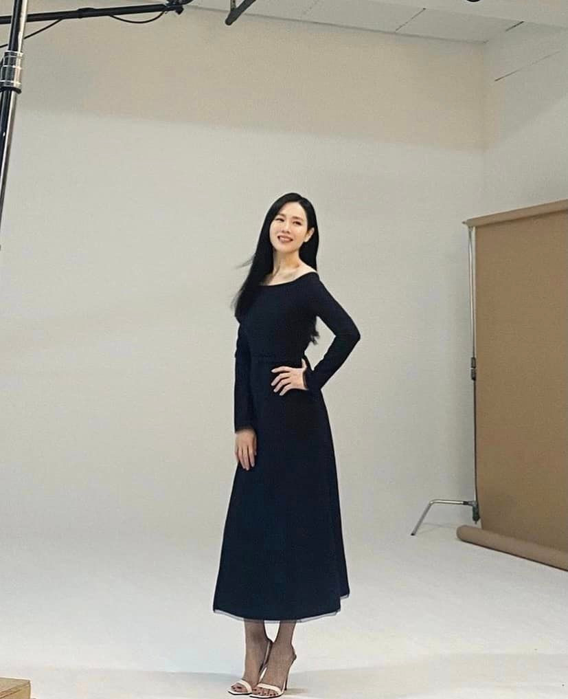 Đúng là "mẹ một con trông mòn con mắt", Son Ye Jin trở lại cuốn hút, không hổ danh "quốc bảo nhan sắc". Đúng là "mẹ một con trông mòn con mắt", Son Ye Jin trở lại cuốn hút, không hổ danh "quốc bảo nhan sắc".