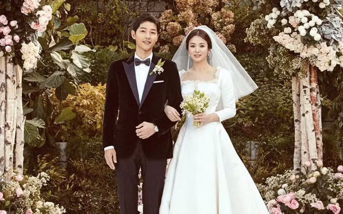 Dù đã ly hôn, Song - Song vẫn là một cặp đôi đẹp khiến nhiều fan tiếc nuối. Dù đã ly hôn, Song - Song vẫn là một cặp đôi đẹp khiến nhiều fan tiếc nuối.