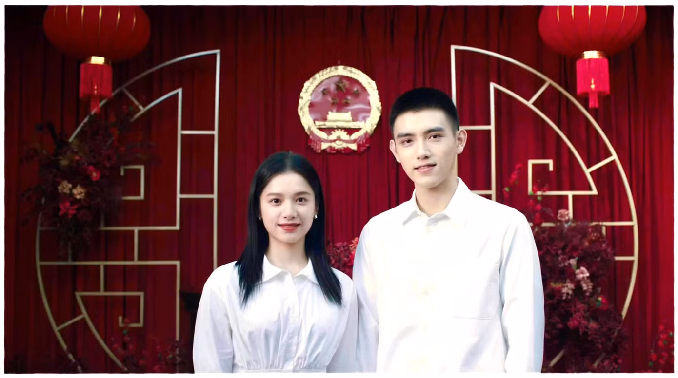 Trương Tịnh Nghi (trong vai Chu Vận) và Trần Phi Vũ (trong vai Lý Tuân) có màn kết hợp ăn ý trong Chiếc Bật Lửa Và Váy Công Chúa.