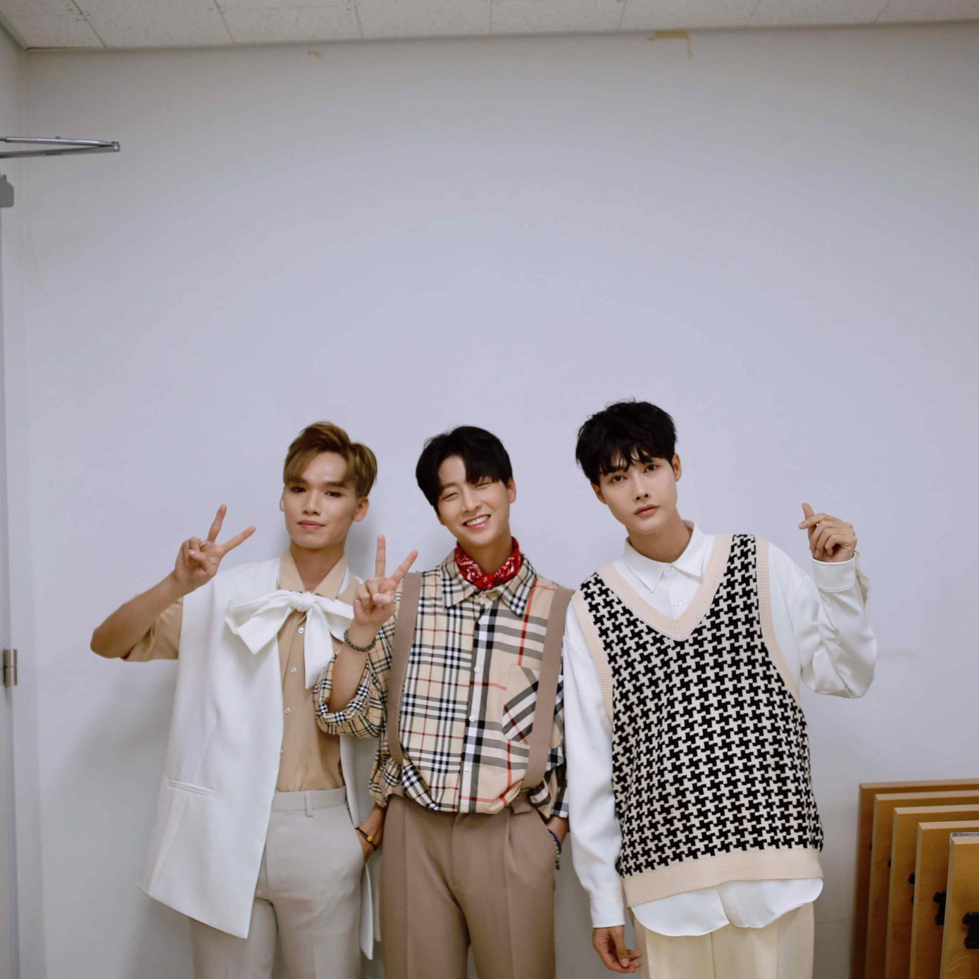 Kết thúc ASF 2021, 3 chàng trai sẽ phát hành MV ra mắt chính thức, sau khi trở về Việt Nam.