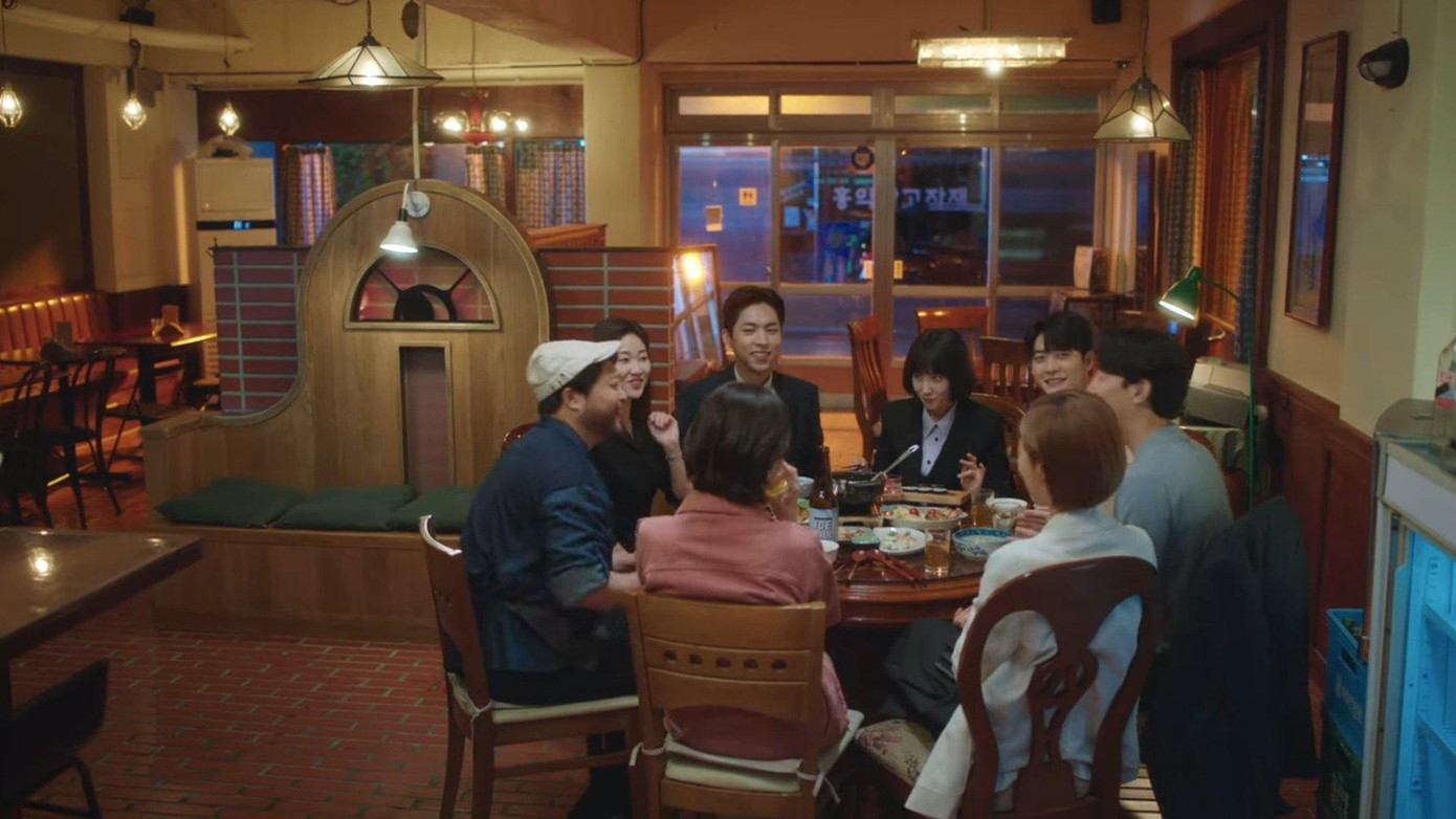 Về cơ bản, các nhân vật của Nữ Luật Sư Kỳ Lạ Woo Young Woo đều tìm được bến đỗ riêng ở tập cuối.