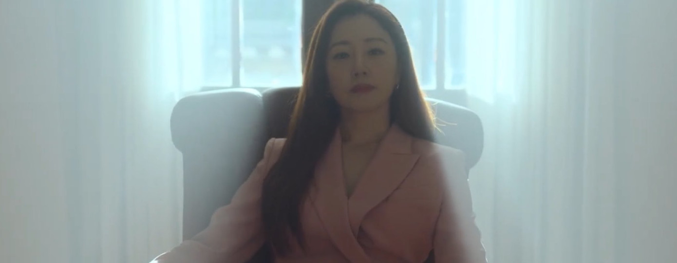 Hiệu trưởng mới được điều tới là ai chưa rõ, nhưng phong thái của người này cũng không phải dạng vừa. Nếu Hierarchy có phần 2, cô sẽ có ảnh hưởng thế nào ở Trung học Jooshin?