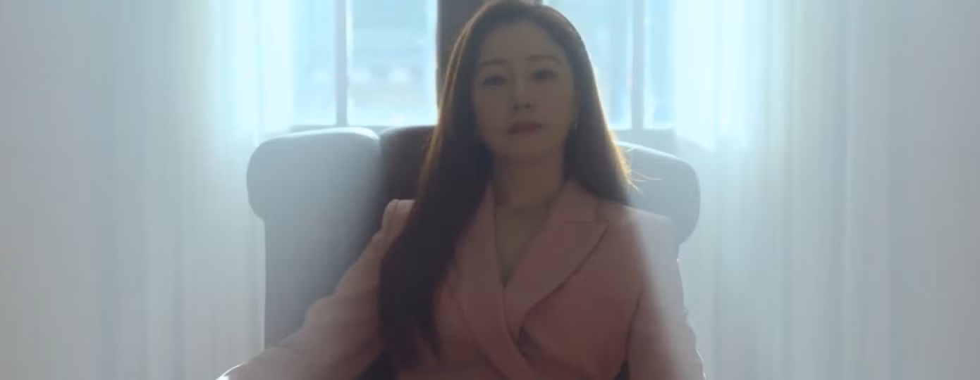 Hiệu trưởng mới được điều tới là ai chưa rõ, nhưng phong thái của người này cũng không phải dạng vừa. Nếu Hierarchy có phần 2, cô sẽ có ảnh hưởng thế nào ở Trung học Jooshin?