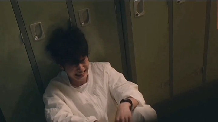 Phút trước là cười, ngay phút sau khán giả đã rưng rưng vì Sun Jae lại chọn chịu đau buồn một mình. Phút trước là cười, ngay phút sau khán giả đã rưng rưng vì Sun Jae lại chọn chịu đau buồn một mình.