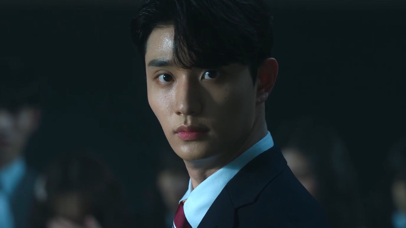 Ri An bất ngờ khi nhận được tin nhắn: &quot;Nhìn cậu sốc nhỉ? Kim Ri An&quot;.