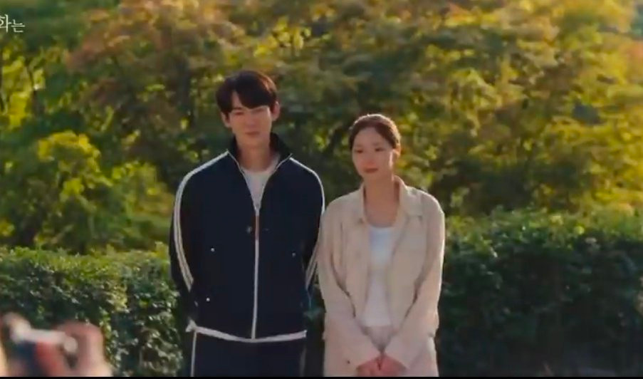 Một vài hình ảnh cắt từ teaser tập 6 của When The Phone Rings. Một vài hình ảnh cắt từ teaser tập 6 của When The Phone Rings.