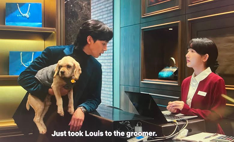 Phân cảnh này trở thành đề tài bàn luận sôi nổi trên nhiều diễn đàn, mạng xã hội.