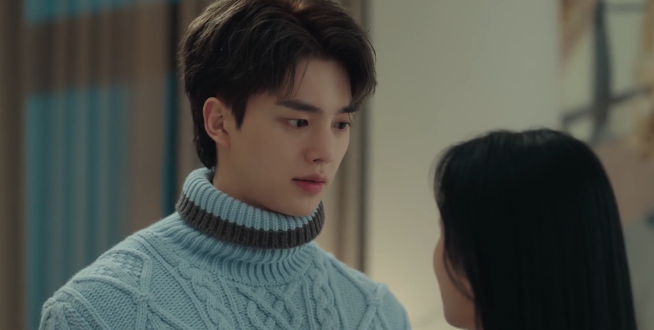 Quá trình "phập phồng" của cổ áo Jung Gu Won. Quá trình "phập phồng" của cổ áo Jung Gu Won.