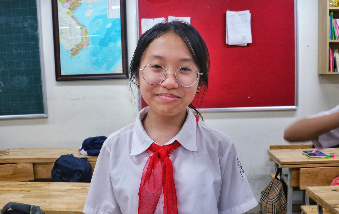 Bạn Nhật Linh chọn tò he là hoạt động yêu thích nhất trong chuyến đi. Cô bạn cho biết mong muốn có nhiều hơn những hoạt động trải nghiệm thực tế, để đem lại cảm giác mới lạ, thích thú hơn so với các giờ học lý thuyết trên lớp.