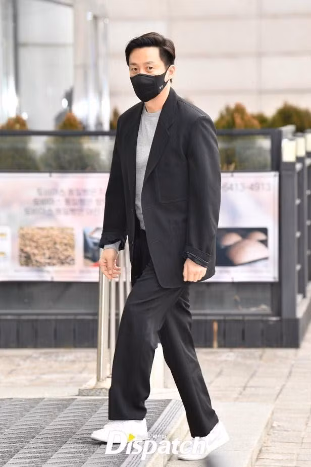 Lee Seo Jin - Ảnh: Dispatch