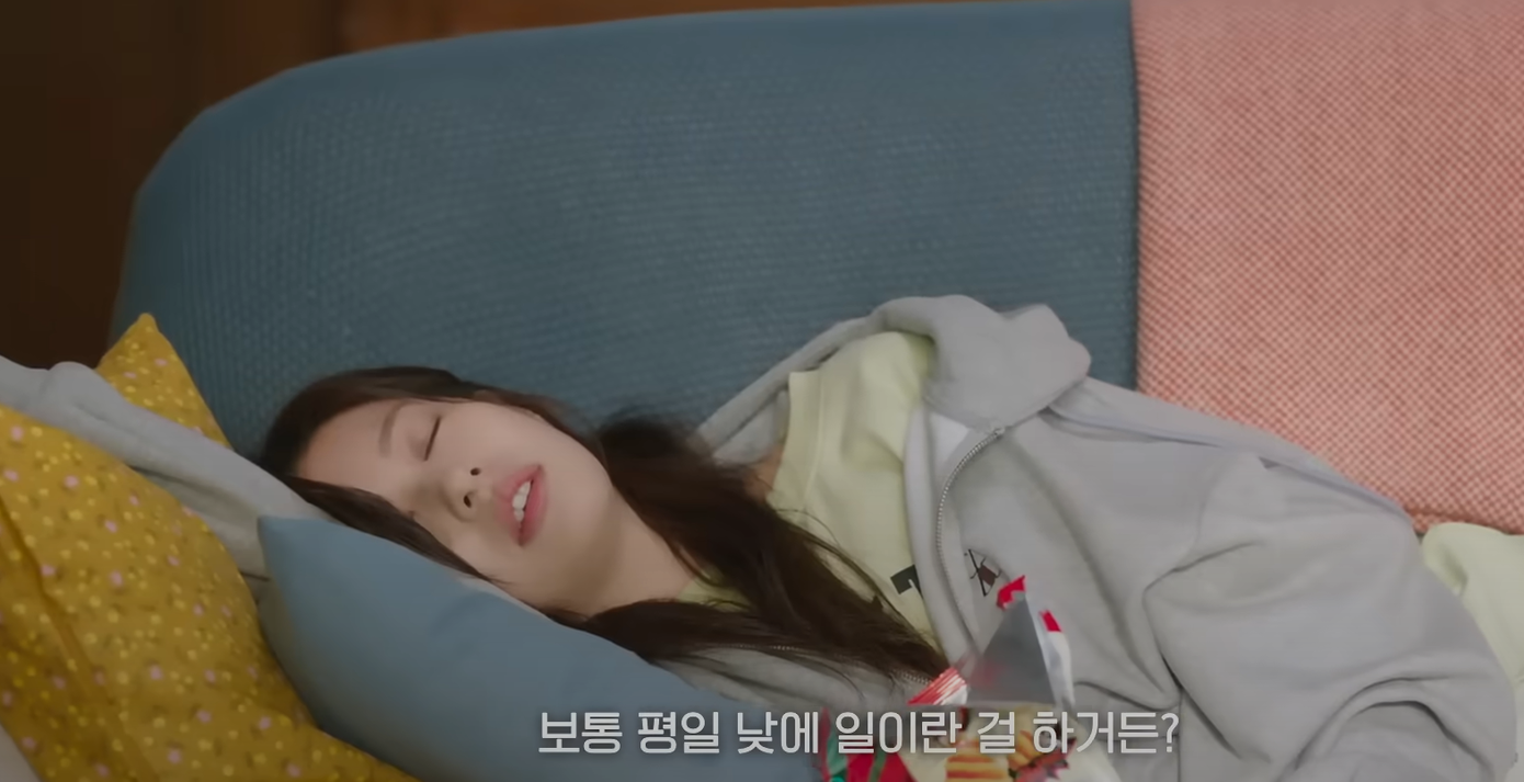 Bae Seok Ryu đột ngột nhàn rỗi sẽ nghĩ ra những trò gì khiến phường Hyeryeong náo động như ngày cô còn nhỏ?