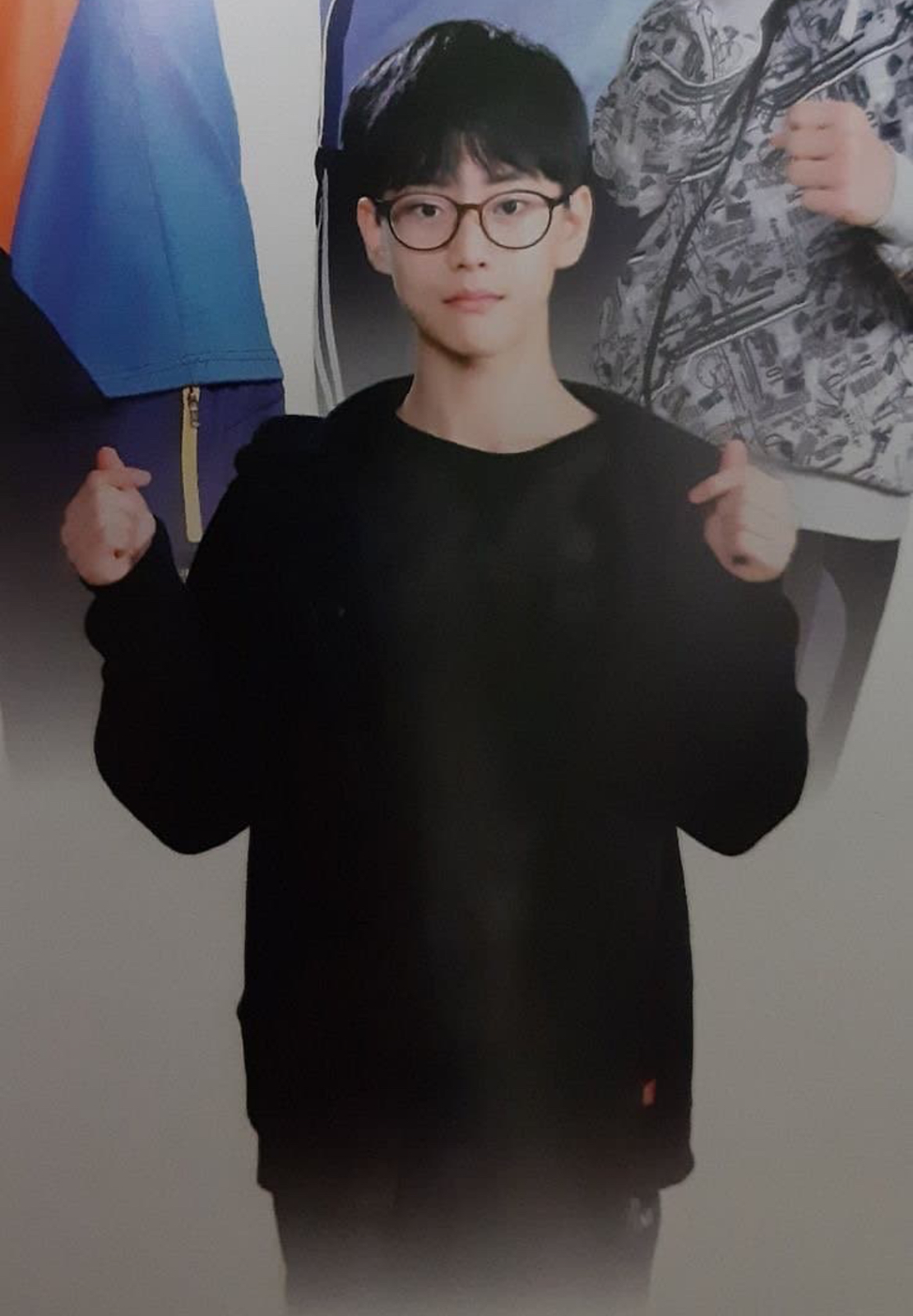 Ảnh được cho là Chio thời đi học được netizen lan truyền. Ảnh được cho là Chio thời đi học được netizen lan truyền.