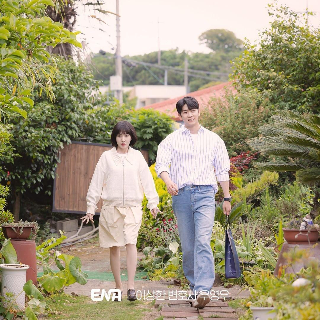 Nhóm luật sư của Hanbana đã có chuyến công tác đến đảo Jeju. Chuyến đi này gián tiếp trở thành buổi hẹn hò lãng mạn của Young Woo và Jun Ho. Nhóm luật sư của Hanbana đã có chuyến công tác đến đảo Jeju. Chuyến đi này gián tiếp trở thành buổi hẹn hò lãng mạn của Young Woo và Jun Ho.