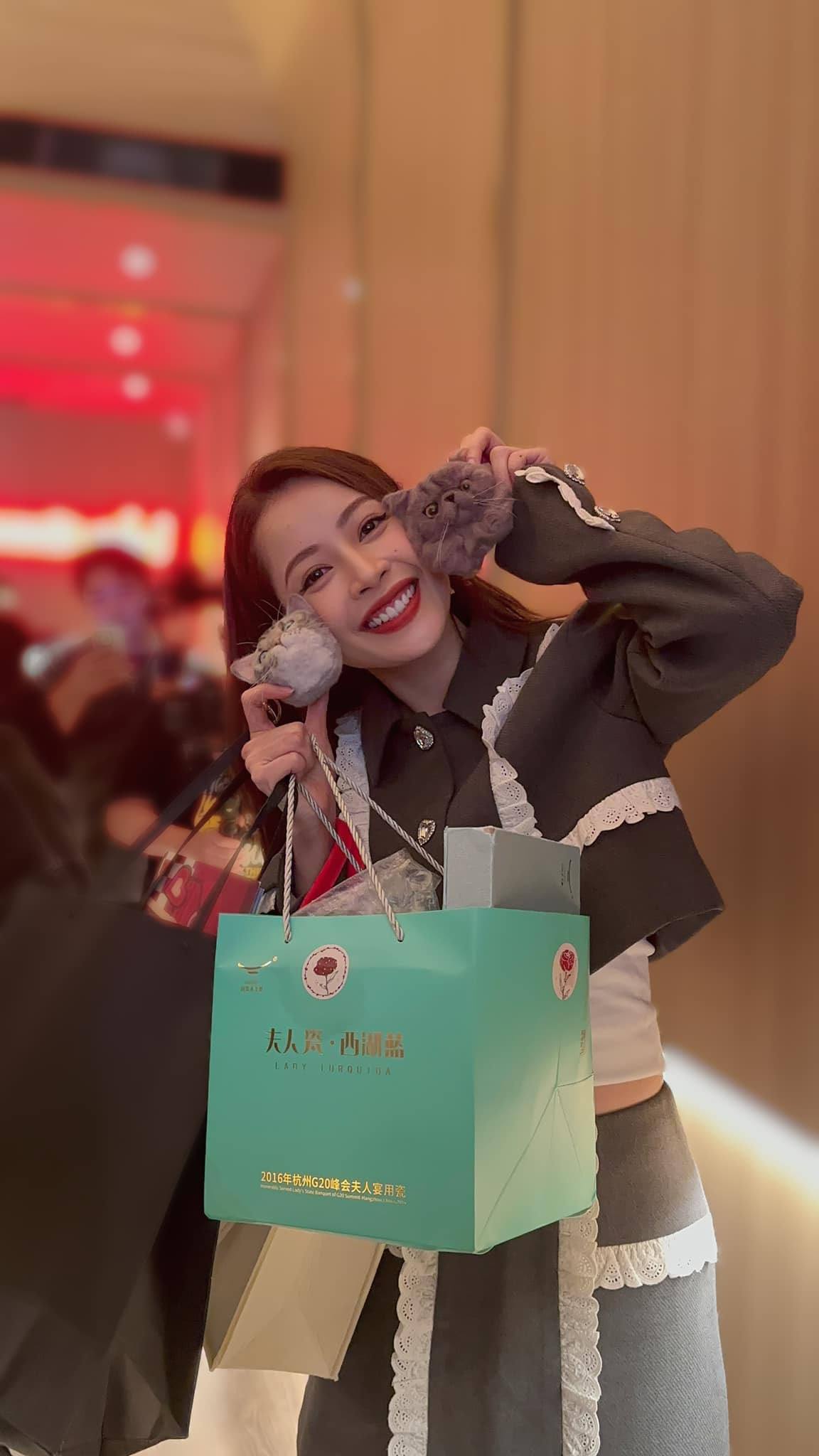 Chi Pu nhí nhảnh trong ống kính của fan.