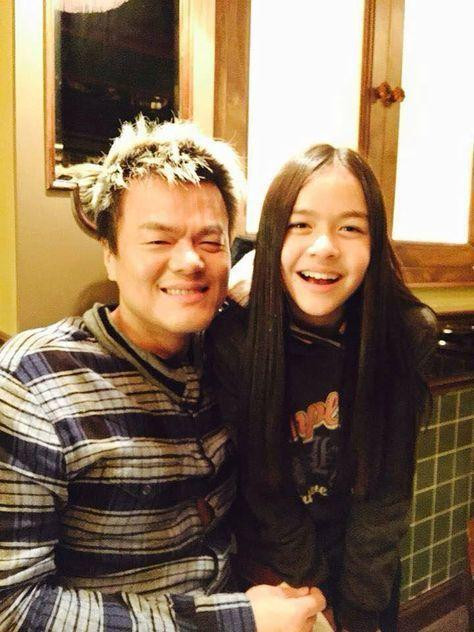 Lily M từng tham gia K-POP STAR 4 và dừng chân ở top 4, sau đó ký hợp đồng với JYP. Lily M từng tham gia K-POP STAR 4 và dừng chân ở top 4, sau đó ký hợp đồng với JYP.