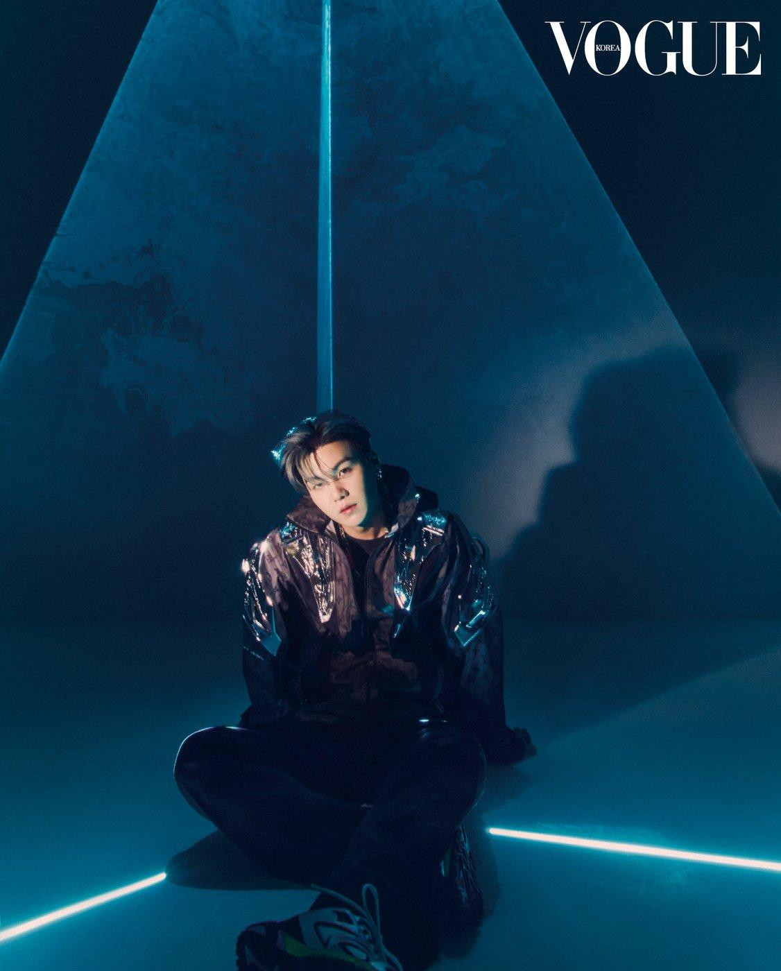 Ảnh: VOGUE Korea Ảnh: VOGUE Korea
