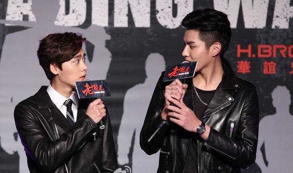 Lý Dịch Phong và Ngô Diệc Phàm được biết đến là cặp anh em thân thiết trong giới, lại cùng thuộc tứ đại lưu lượng đứng đầu C-Biz. Lý Dịch Phong và Ngô Diệc Phàm được biết đến là cặp anh em thân thiết trong giới, lại cùng thuộc tứ đại lưu lượng đứng đầu C-Biz.