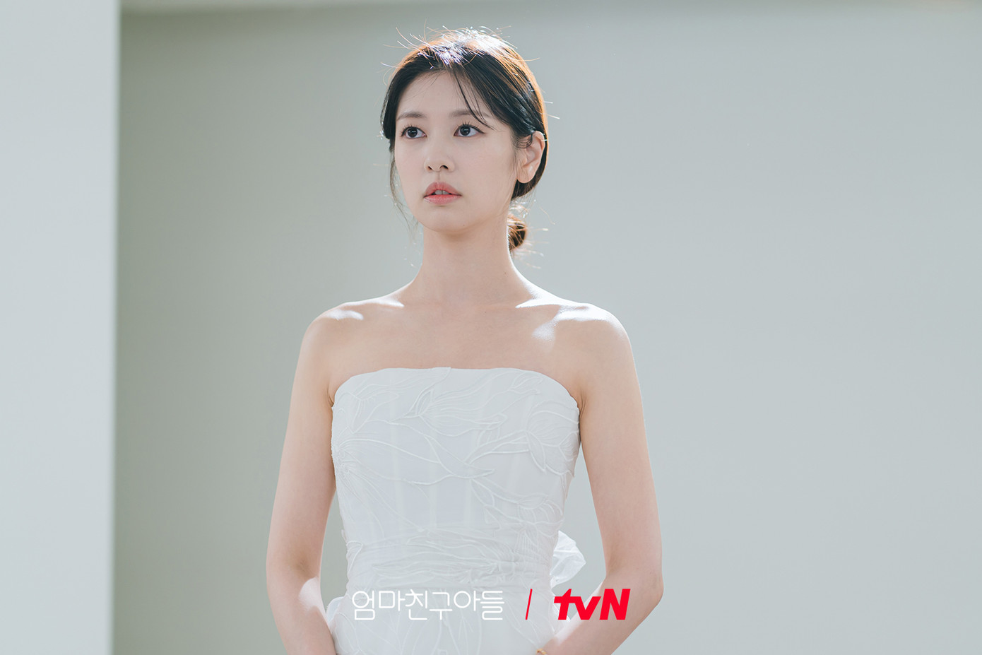 Seok Ryu và Seung Hyo đã cùng đi thử đồ cưới. Seok Ryu và Seung Hyo đã cùng đi thử đồ cưới.