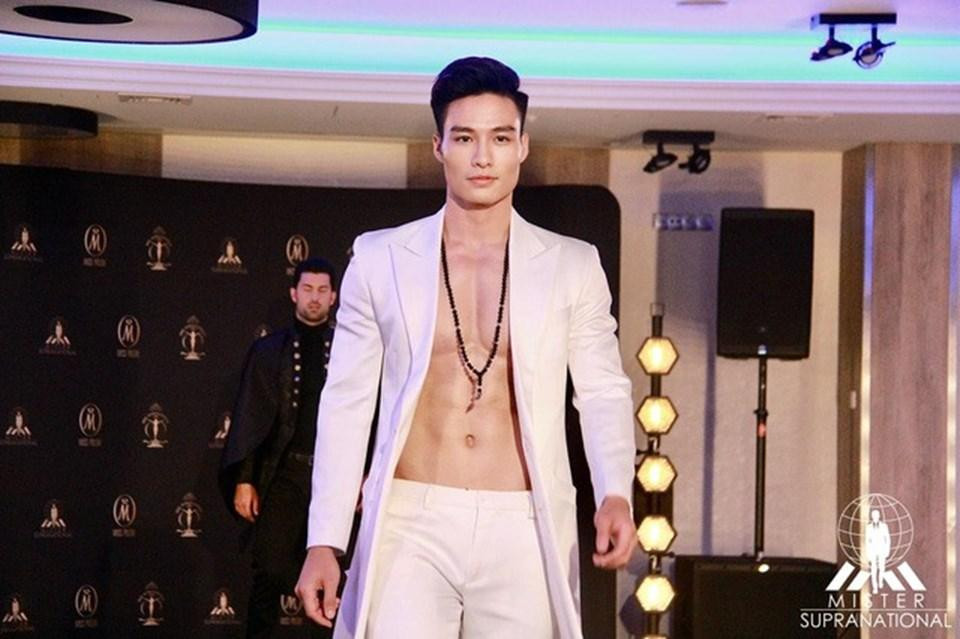 Năm nhất Đại học, Đạt Kyo chỉ nặng 56 kg. Anh bắt đầu tập gym và tăng tới 18 kg để cải thiện vóc dáng.