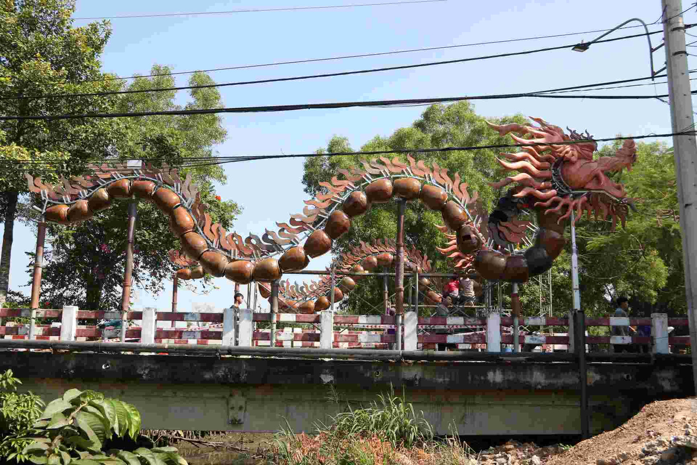 Những hình ảnh đầu tiên của "rồng lu" được tiết lộ khiến nhận về nhiều "haha" vì dáng vẻ lạ mắt.