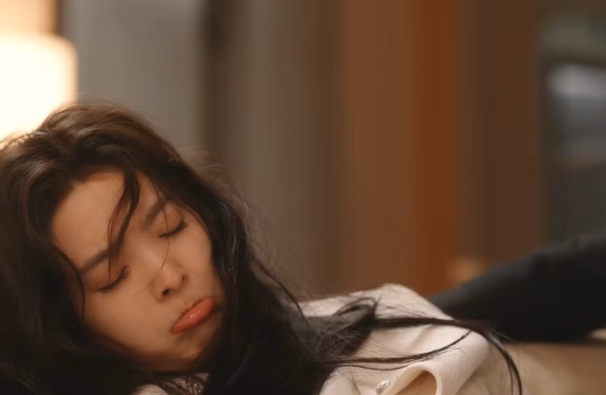 Một vài hình ảnh, meme khác của Ôn Sương Giáng.