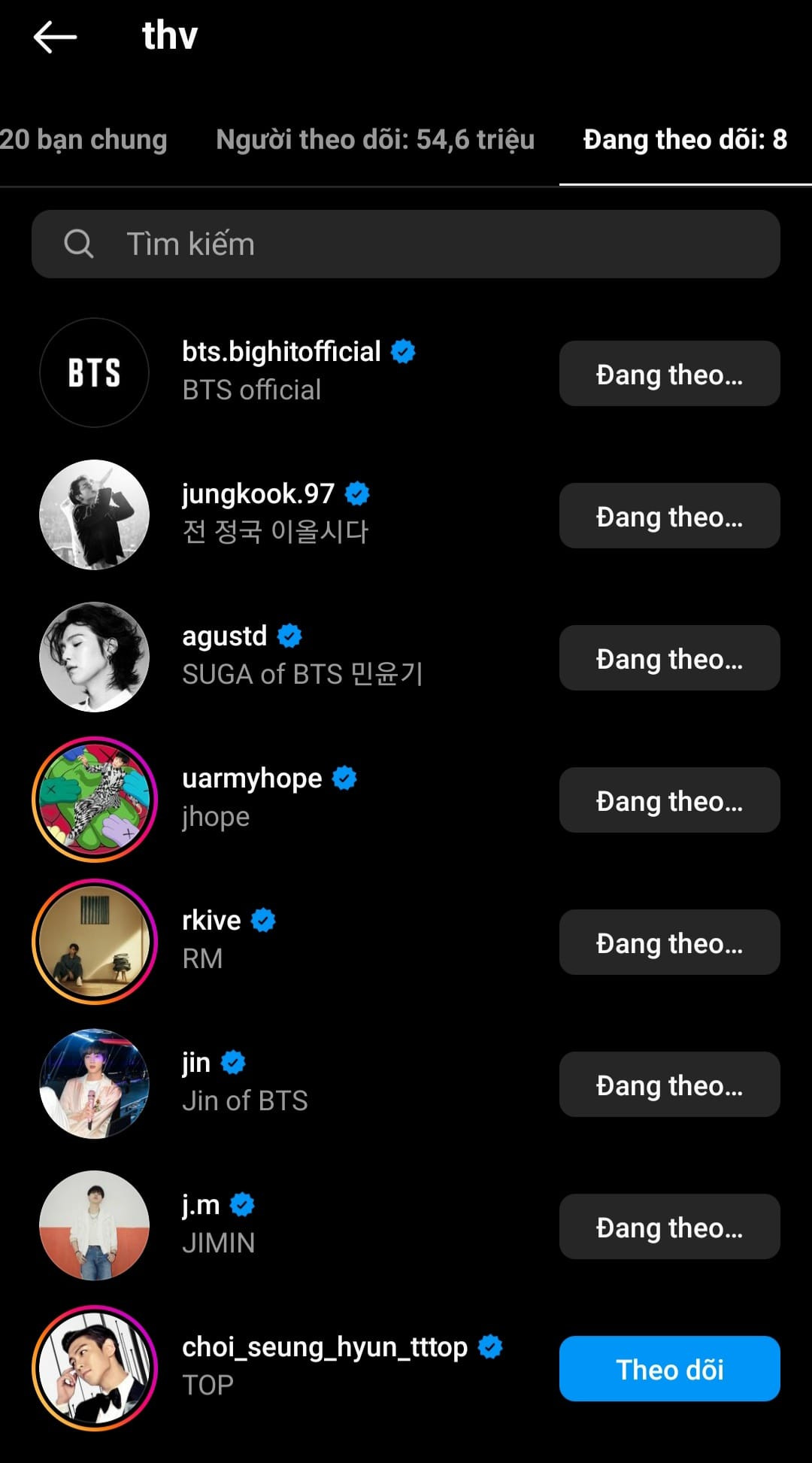 V theo dõi T.O.P trên Instagram khiến nhiều cư dân mạng háo hức, cho rằng sẽ có một màn kết hợp "gây bão" khác từ BTS và BIGBANG sau Jimin và Taeyang. V theo dõi T.O.P trên Instagram khiến nhiều cư dân mạng háo hức, cho rằng sẽ có một màn kết hợp "gây bão" khác từ BTS và BIGBANG sau Jimin và Taeyang.