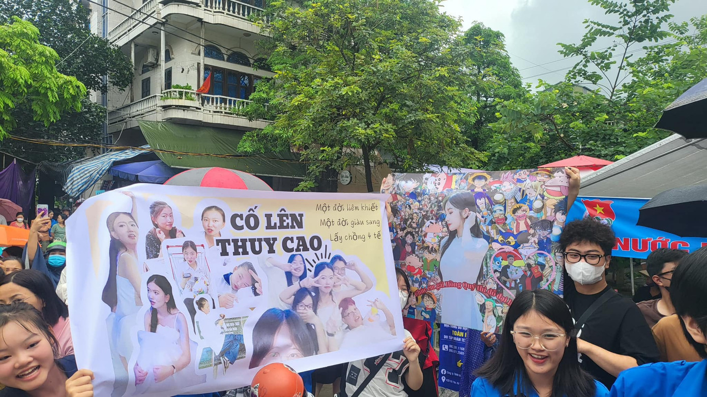 Một góc tại điểm thi THCS Hòa Lạc - Ảnh: Quê tôi Móng Cái Một góc tại điểm thi THCS Hòa Lạc - Ảnh: Quê tôi Móng Cái