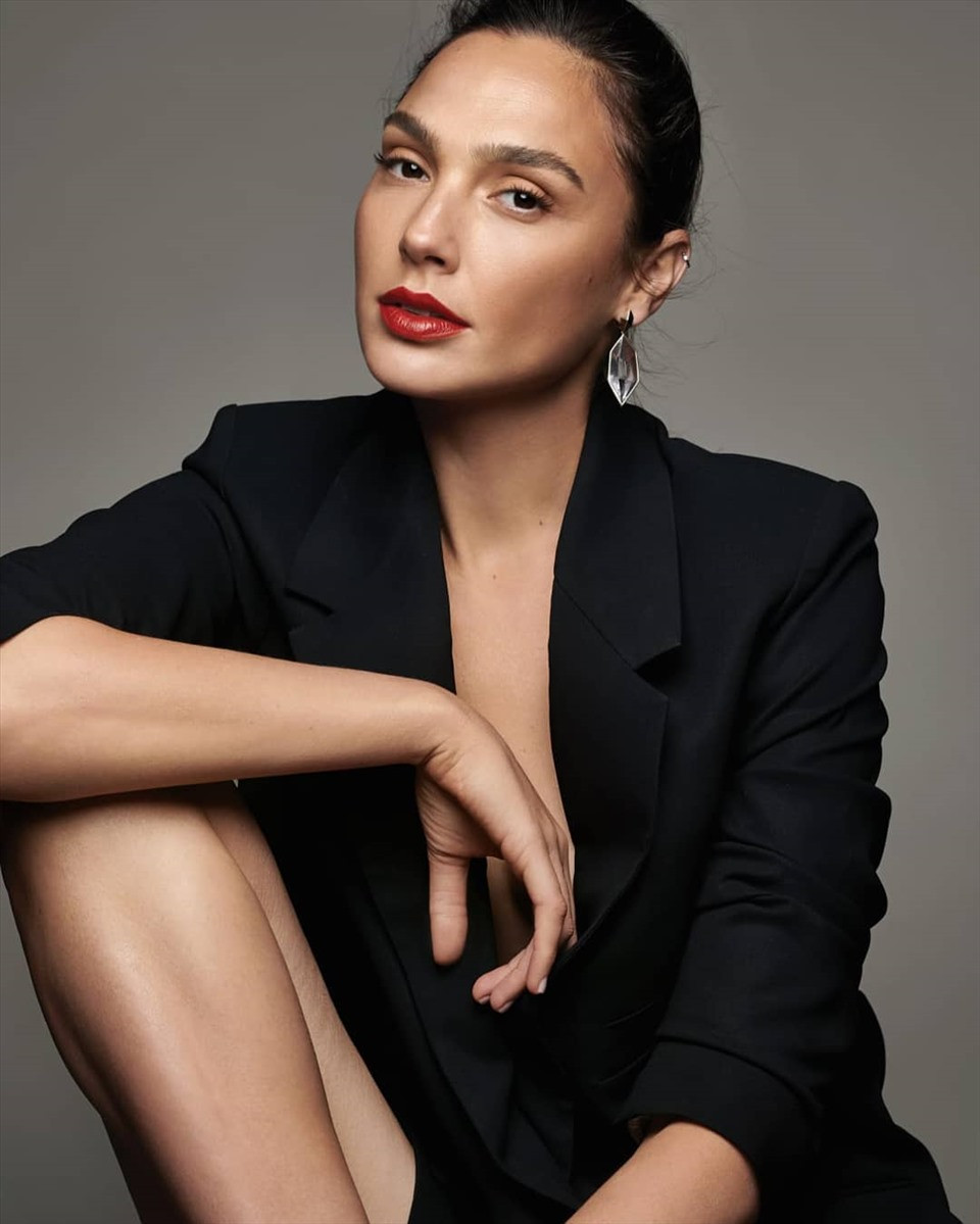 "Hoàng hậu độc ác" Gal Gadot xếp hạng 4.