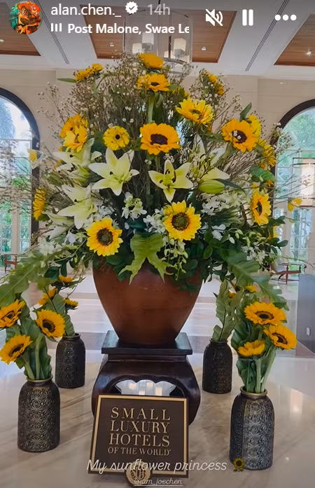 Hướng dương bao phủ không gian hôn lễ của Trần Kiều Ân và Alan. Set quà được khách mời tiết lộ cho thấy độ chịu chi của cô dâu, chú rể.